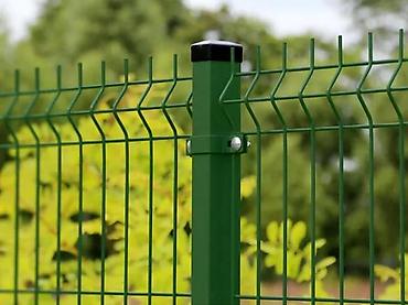 Proizvodi od rolovanog metala, metalni kanali: Obujmica metalna za stub 80x80 – Cink + PVC Za 2D i 3D panel 📍 — 3