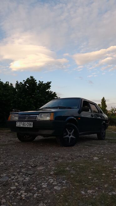 islenmis ehtiyat hisseleri daewoo: VAZ (LADA) 21099: 1.5 l | 1998 il | 390840 km Sedan