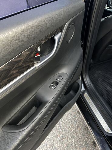 Hyundai: Hyundai Grandeur: 2017 г., 2.4 л, Автомат, Бензин, Седан at lalafo.kg — 10 Hyundai: Hyundai Grandeur: 2017 г., 2.4 л, Автомат, Бензин, Седан — 10