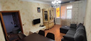 Köhnə tikili: Bakı, 7-ci mikrorayon, 3 otaqlı, Köhnə tikili, m. Dərnəgül, 58 kv. m -da lalafo.az — 9 Köhnə tikili: Bakı, 7-ci mikrorayon, 3 otaqlı, Köhnə tikili, m. Dərnəgül, 58 kv. m — 9