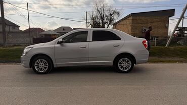 Chevrolet: Chevrolet Cobalt: 1.5 l | 2022 il 98000 km Sedan — 3