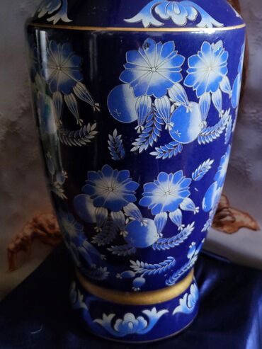 Ostali antikviteti: Kineska vaza,rucno oslikana 1950g+. Porcelanska kineska vaza bez na lalafo.rs — 4 Ostali antikviteti: Kineska vaza,rucno oslikana 1950g+. Porcelanska kineska vaza bez — 4