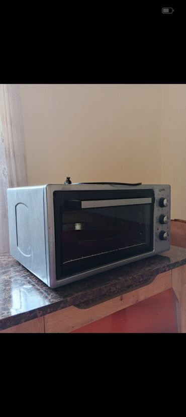 Elektrikli qızdırıcılar və radiatorlar: Duxovka 70 azn yaxşı vəziyyətdədi .ünvan Nizami metro 3908d Nəzrin