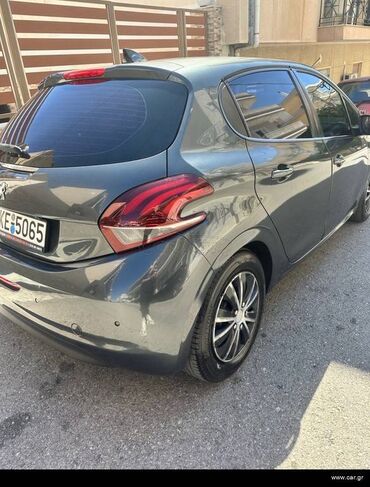 Peugeot: Peugeot 208: 1.6 l. | 2017 έ. 154000 km. Χάτσμπακ — 2