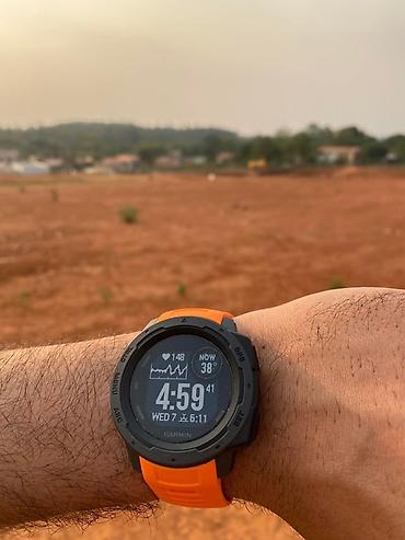 Garmin: Garmin Instinct – прочные спортивные часы с GPS7 есть 3 ремешка — 1