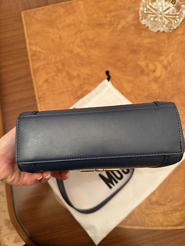 Çantalar: Original Love Moschino çanta - Rəng: tünd mavi - Material: hamar — 10