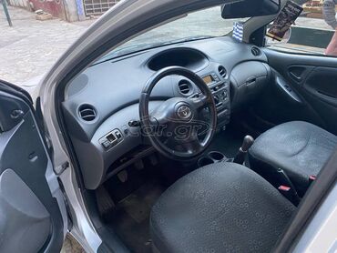 Toyota: Toyota Yaris: 1.3 l. | 2004 έ. Χάτσμπακ — 10