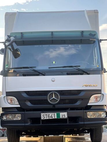 Mercedes-Benz: Mercedes-Benz 230: 4.3 l | 2012 il Sedan — 7