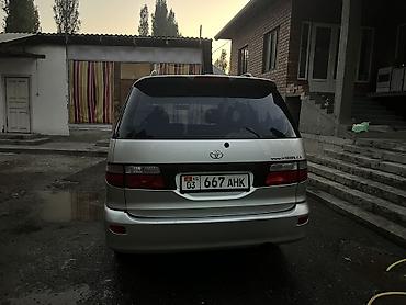 Toyota Previa: 2002 г., 2.4 л, Механика, Бензин, Минивэн — 5