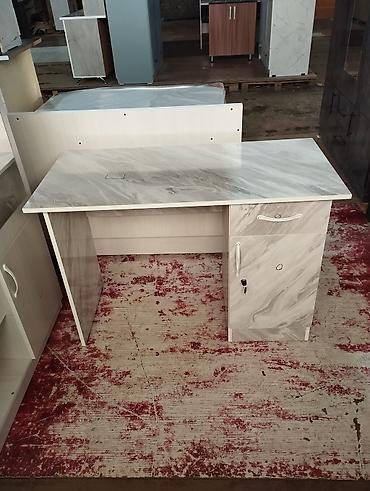 Офисные столы: Офисный стол, Новый, Нерегулируемый, ЛДСП, Самовывоз, Бесплатная доставка, Платная доставка — 7