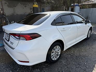 byd 06 ev: Toyota Corolla: 2021 г., 1.8 л, Автомат, Гибрид, Седан — 3