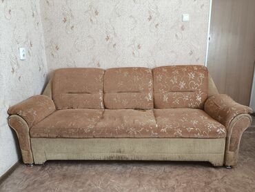бу диван куплю: Бүктөмө диван, Колдонулган, Үчтүк
