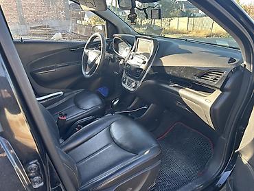 Chevrolet Spark: 2016 г., 1 л, Автомат, Бензин, Хэтчбэк — 3