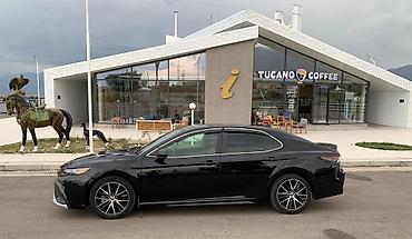 mersedes atego: Toyota Camry: 2021 г., 2.5 л, Автомат, Бензин, Седан — 3