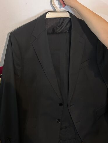 механические часы в баку: Qara klassik kişilər üçün kostyum dəsti – EMILAND (Made in Azerbaijan)