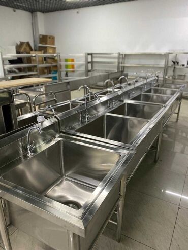 Другое оборудование для кафе, ресторанов: Стол разделочный Стол производственный Производственный стол at lalafo.kg — 8 Другое оборудование для кафе, ресторанов: Стол разделочный Стол производственный Производственный стол — 8