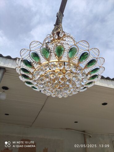 sport isiqlar: Çılçıraq, 10 və daha çox lampa, Xrustal