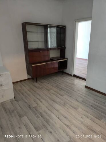 5 микрайон: Сдаётся 3-комнатная квартира в районе Новопавловки. 📍 Удобное