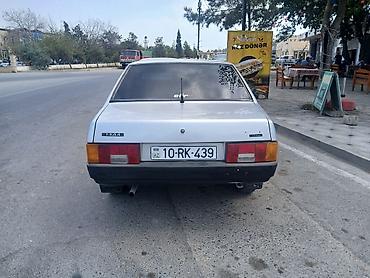 niva on şuşə: VAZ (LADA) 21099: 1.4 l | Sedan — 4