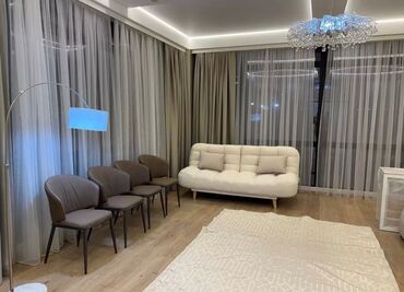 салон итальянской мебели: 3 комнаты, Агентство недвижимости, Без подселения, С мебелью полностью