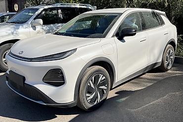 byd e1: Changan Qiyuan Q05: 2026 г., Электромобиль — 2