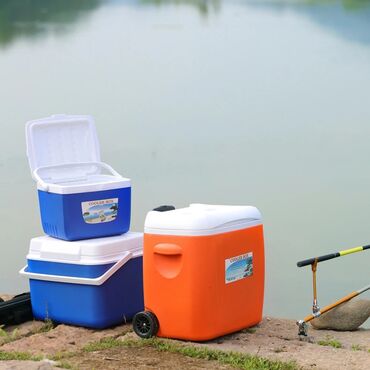 Bayraqlar: Cooler box litrine gore qiymet deyishir