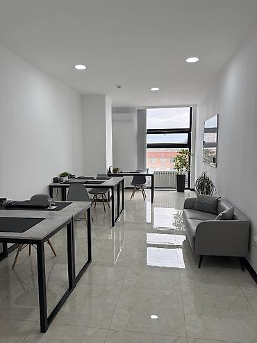 фурманова 23: Аренда офисов, 42 м², В бизнес центре, С видом на горы, 1 линия, С системой безопасности — 3