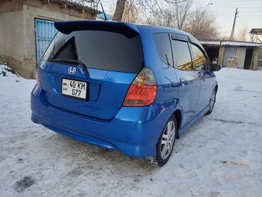 Honda: Honda Fit: 2005 г., 1.5 л, Автомат, Бензин