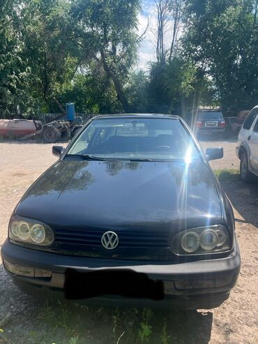 машины джип: Volkswagen Golf: 1992 г., 1.6 л, Механика, Бензин, Купе