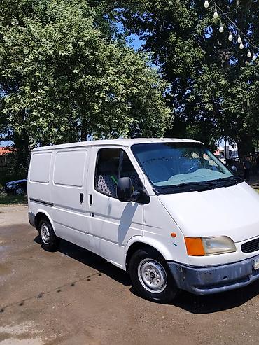 mercedes benz 208 d: Ford Transit: 2.5 l | 1998 il 360000 km Van body type — 7