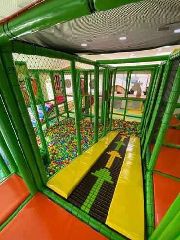 Uşaqlar üçün digər mallar: Yumşaq oyun zonalarının (soft play) sifarişlə yığılması - Uşaqlar — 3