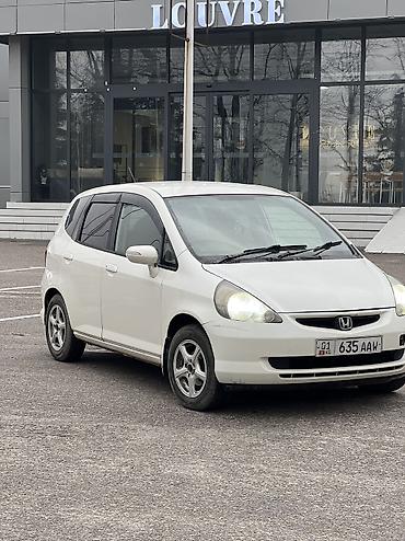 Honda: Honda Fit: 2005 г., 1.3 л, Вариатор, Бензин, Седан — 2