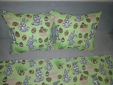 Praznična dekoracija: Dva jastuka + nadstolnjak na lalafo.rs — 5 Praznična dekoracija: Dva jastuka + nadstolnjak — 5