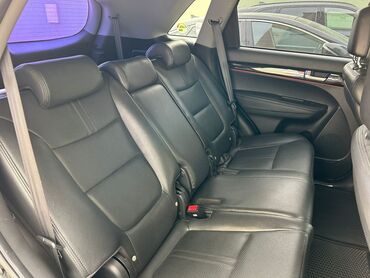 Kia: Kia Sorento: 2 l | 2010 il Ofrouder/SUV — 11