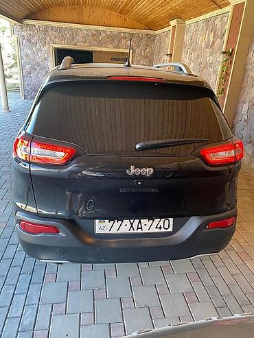 luaz satilir: Jeep Cherokee: 2.4 l | 2015 il 102000 km Ofrouder/SUV — 3