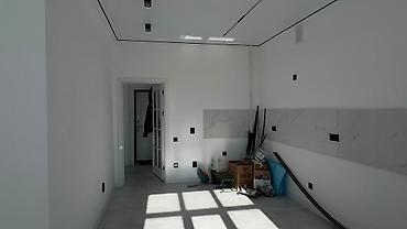 леостан: 1 комната, 47 м², Пишпек 5 этаж, Евроремонт — 3