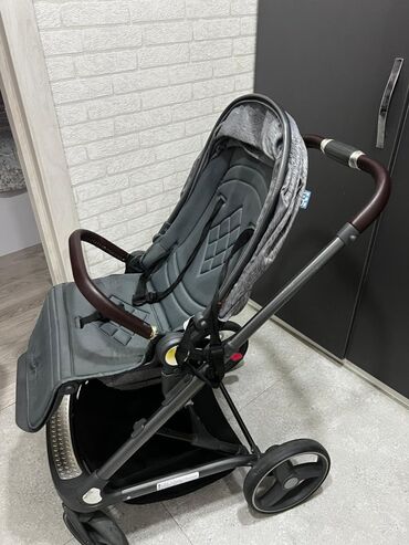 Yemək masaları, oturacaqları: Chicco yemək üçün uşaq oturacağı - Marka/model: Chicco yüksək — 8