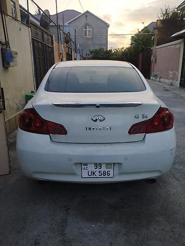şuşe: Infiniti G35: 3.5 l | 2008 il 230000 km Sedan — 2
