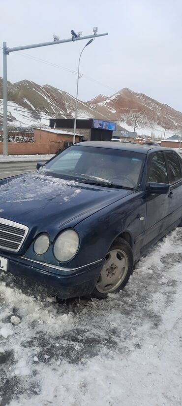 авто компютер: Mercedes-Benz E-Class: 1997 г., 2 л, Механика, Бензин, Седан