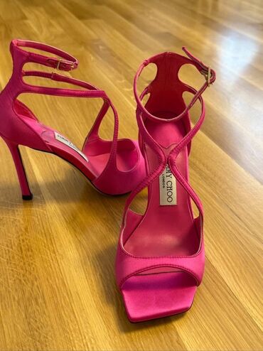 Basanoşka və səndəllər: Jimmy Choo 1:1 lux copy. Yenidir