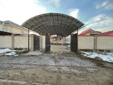 Долгосрочная аренда домов: 200 м², 6 комнат — 10