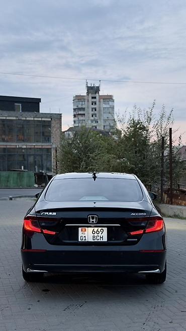аккорд гибрид: Honda Accord: 2020 г., 2 л, Автомат, Гибрид, Седан — 5