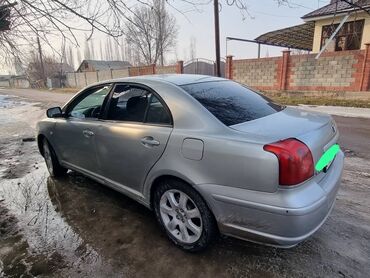 Toyota: Toyota Avensis: 2005 г., 1.8 л, Автомат, Бензин, Седан