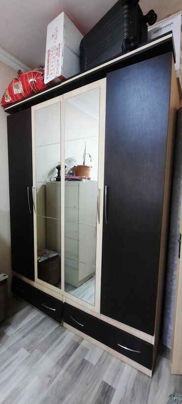 спальни италия классика: Yatak mebeli işlənmiş hün 2.20. uz 1.60. en 60