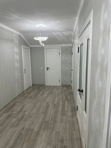 сдаю дом на долгий срок: 3 бөлмө, Кыймылсыз мүлк агенттиги, Чогуу жашоосу жок, Толугу менен эмереги бар