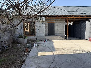 Продажа коттеджей и домов: Дом с участком - Кирпичный частный дом с металлической крышей и — 10