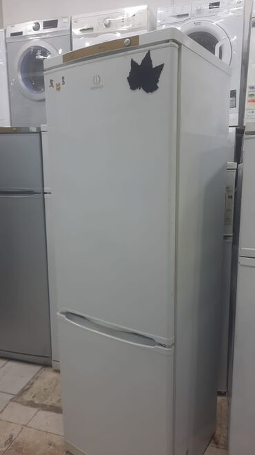 soyuducu ariston: Холодильник Indesit, Двухкамерный