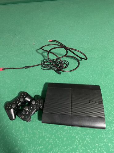 прошитая ps4: В хорошем состоянии в комплекте две джойстики HDMI всё там есть все