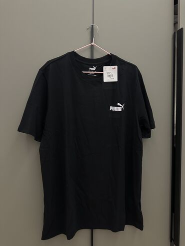 однотонная футболка: Футболка XL (EU 42), цвет - Черный
