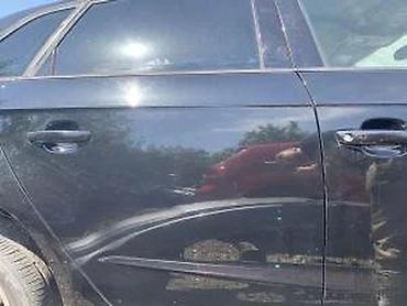 auto plac sirena: AUDI A3 8V 7 ZADNJA DESNA VRATA CRNA BOJA | audi delovi ALTINA ZEMUN — 2